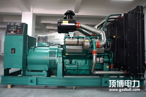 50KW-700KW上柴柴油發(fā)電機組多少錢？