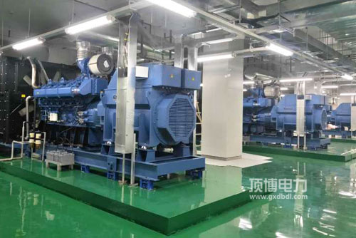 柴油發(fā)電機(jī)400KW多少錢(qián)一臺(tái)？可選重慶康明斯\玉柴\濰柴