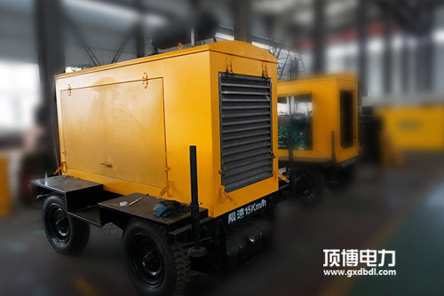 玉柴移動式四輪式發(fā)電機(jī)組600KW