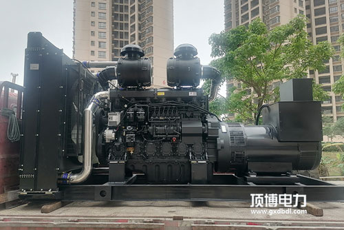 濰柴300KW柴油發(fā)電機組氣缸套漏氣導致冷卻液溫度過高